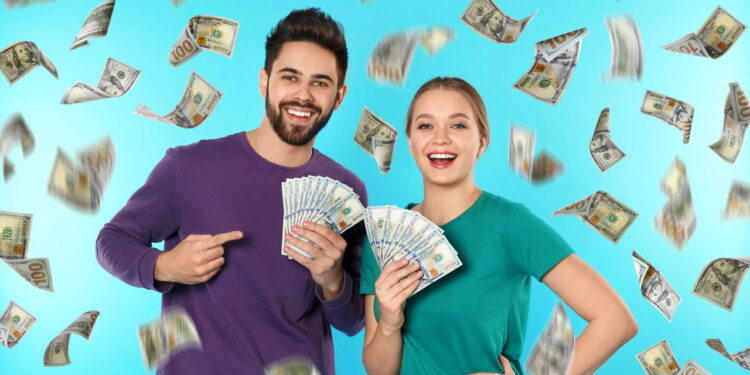 Casal da Califórnia ganha 1 milhão com raspadinha inesperada