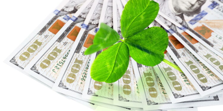 Ganhadora de 1 milhão quase perde o prêmio por esquecer bilhete