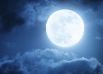 A lua mais poderosa do ano favorece 3 signos no amor