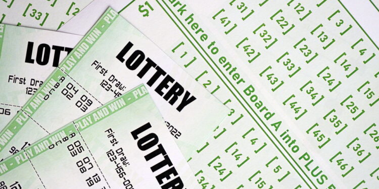 Esses números têm aparecido em bilhetes premiados e ninguém sabe o motivo