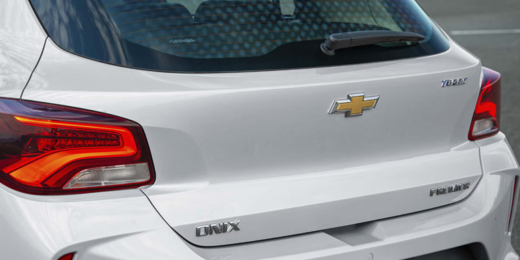 Este sedã quase não quebra e virou o xodó dos motoristas brasileiros 3 onix premier exterior 2022 2 resized