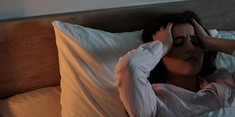 O que é o excesso de pensamentos negativos, segundo a psicologia?