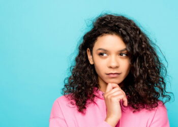 O que significa a necessidade de agradar os outros segundo a psicologia?