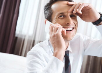 Saiba agora o porquê você ri de nervoso!