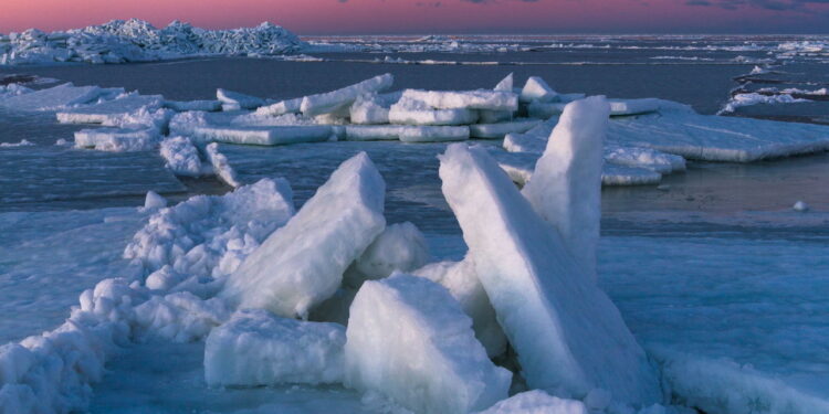 Mundo perdido de 34 milhões de anos é revelado sob o gelo da Antártida