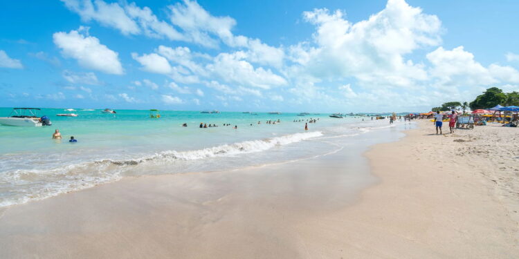 Turistas estão trocando praias famosas por destinos assim