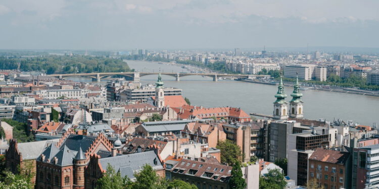 Essa cidade histórica está conquistando o coração de jovens do mundo inteiro