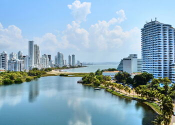 Cidade colombiana desperta a atenção dos turistas pelas belezas naturais