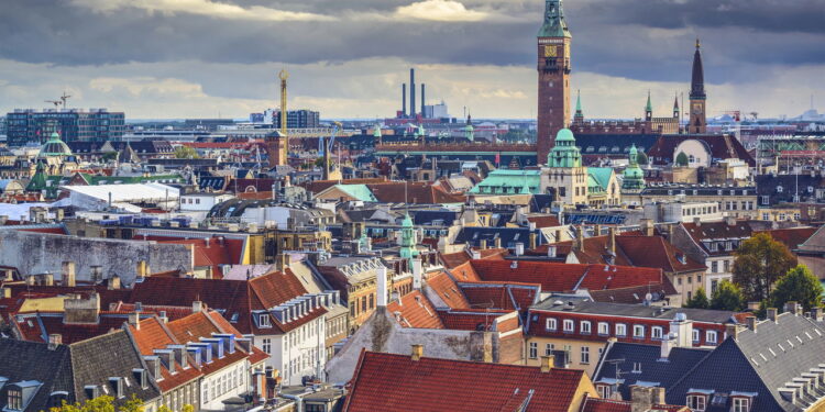 Capital da Dinamarquês destaca-se como um dos destinos mais cativantes da Europa!