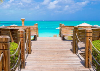 Esta praia escondida no Caribe superou todas as expectativas em 2025