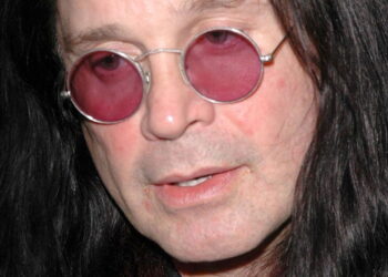 Famoso cantor de Rock morre aos 76 anos