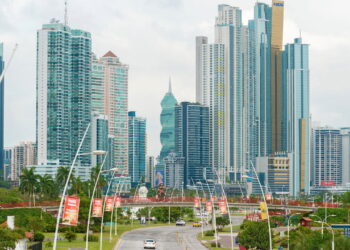 Destino fascinante que atrai turistas e novos moradores a cada ano que passa!