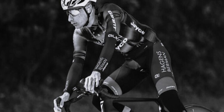 Ciclista morre aos 19 anos em prova internacional na Itália
