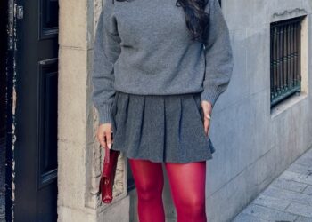 Essas combinações com minissaia vão transformar seu look no frio