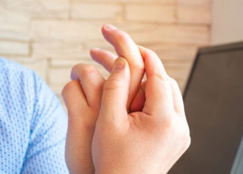 Esse detalhe nas mãos pode revelar muito sobre seu emocional