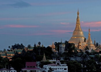 Cidade de prestígio comercial e rica herança histórica conquista corações!
