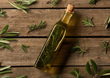 As 4 plantas mais eficazes contra queda de cabelo para ter em casa