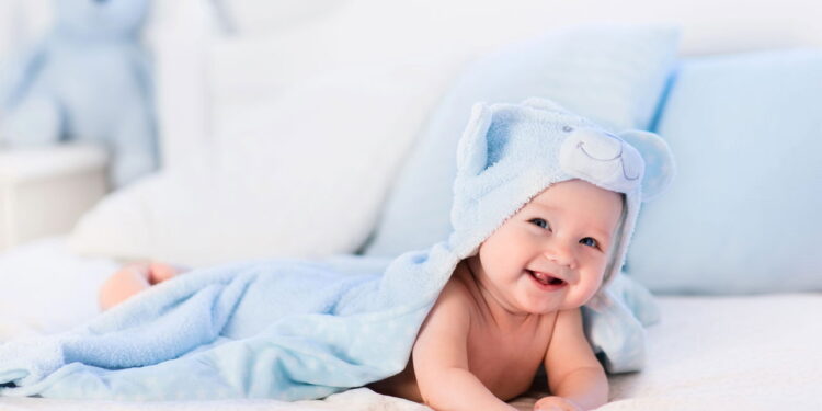 Os 10 nomes de menino mais registrados em 2024 têm algo em comum