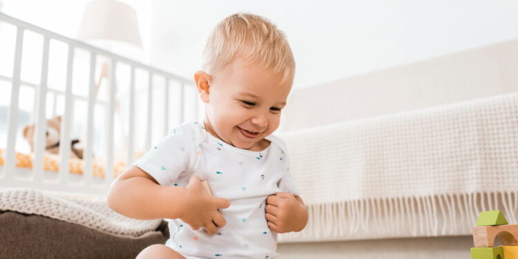 Os nomes mais charmosos e atemporais para batizar em 2025