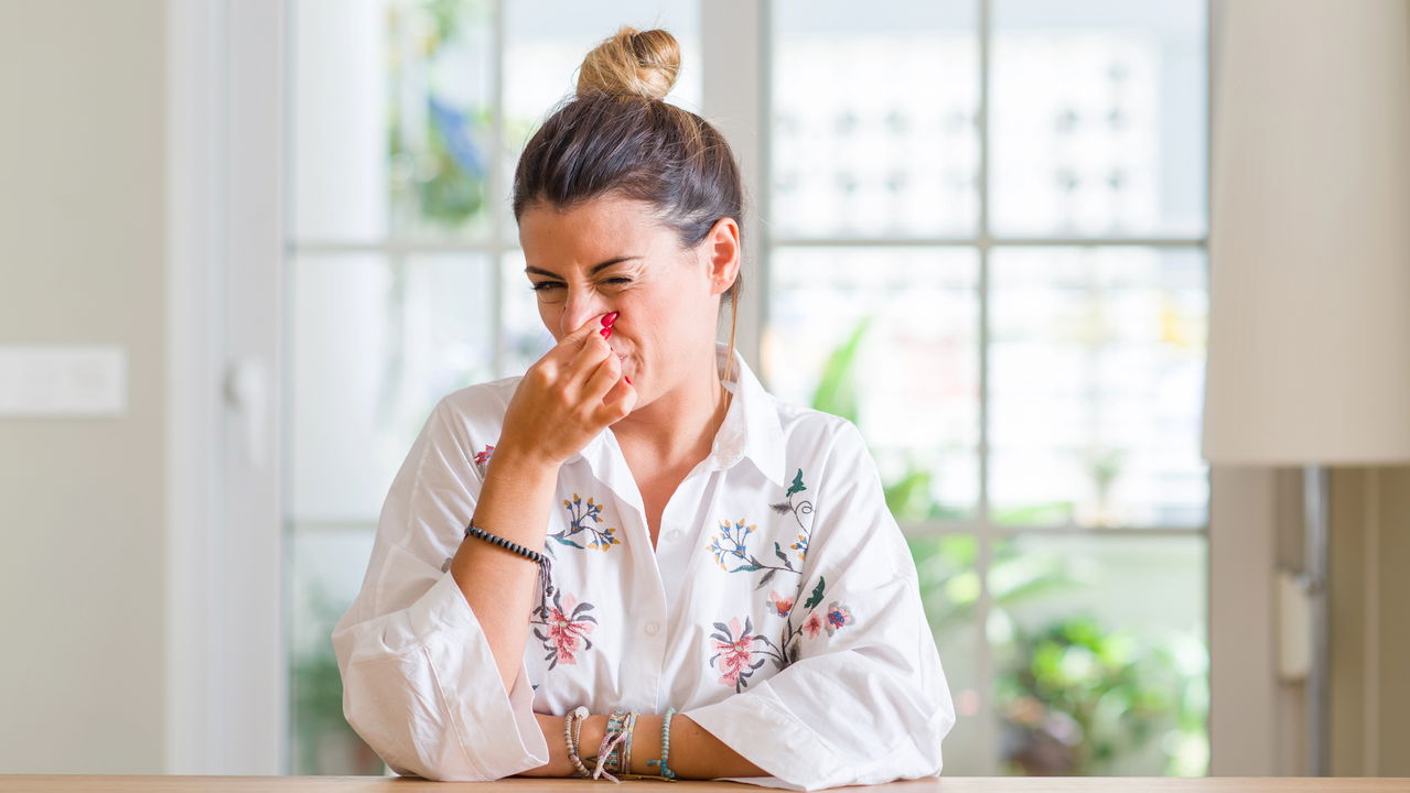 O truque mais eficaz com aspirador de pó para eliminar cheiros ruins 1 O truque mais eficaz com aspirador de pó para eliminar cheiros ruins