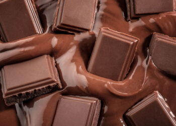 Comer chocolate todo dia pode trazer um benefício surpreendente