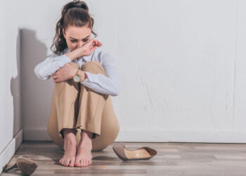 O que significa chorar fácil segundo a psicologia