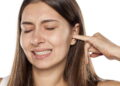 Ouvido coçando - Se o seu ouvido está coçando pode ser mais do que um incômodo comum