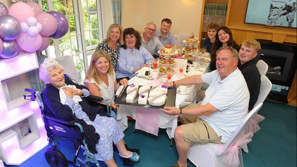 A pessoa viva mais velha do mundo, de 115 anos, compartilha a única regra que a ajudou a viver tanto