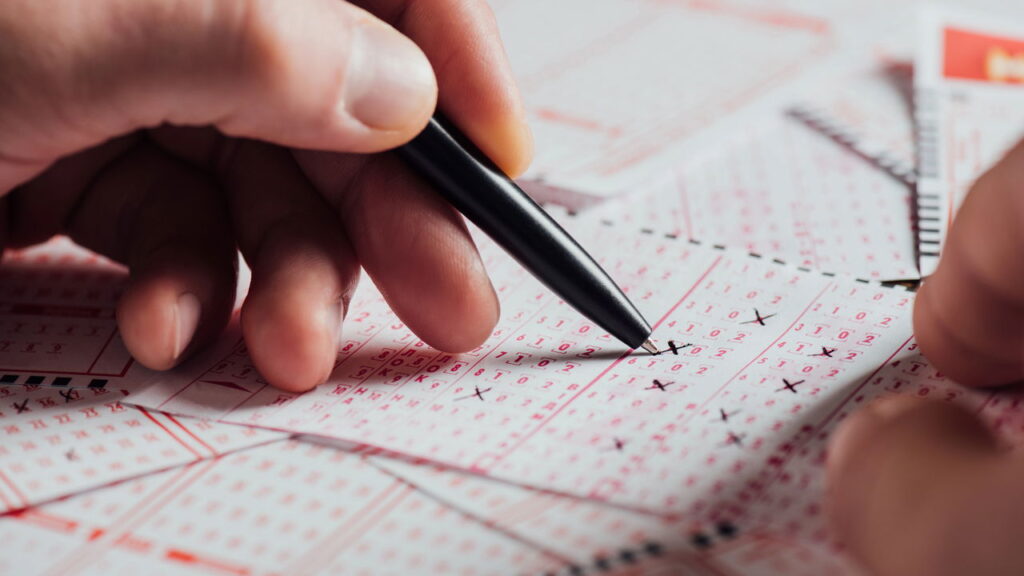 Você pode ganhar na loteria e perder tudo sem nem saber