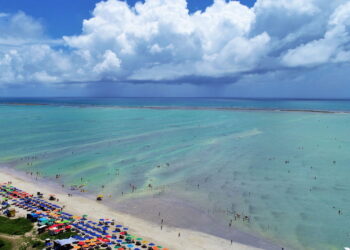 Esse lugar tem as melhores piscinas naturais do Brasil