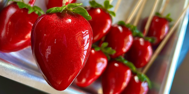 O melhor morango do amor fit com whey e zero açúcar