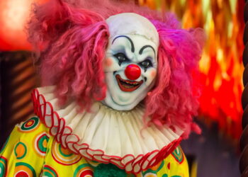 Por que muitos tem medo de palhaço segundo a psicologia