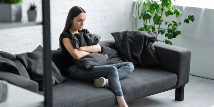 O comportamento mais destrutivo para sua autoestima segundo a psicologia