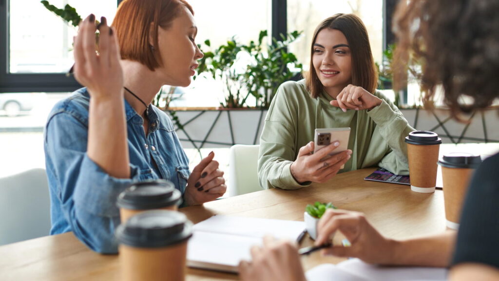 Comportamentos estranhos que podem ser sinais de trauma segundo a psicologia
