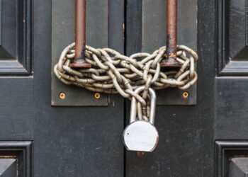 Marca queridinha entra com pedido de falência e choca setor