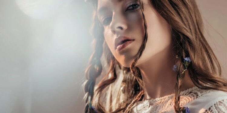 Os melhores penteados para cabelo liso que são rápidos e estilosos