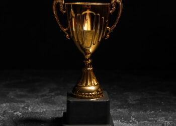 Homem se torna campeão mundial de "não fazer nada"