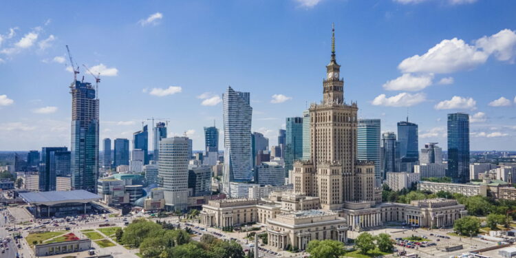 A cidade que resistiu à guerra e virou símbolo de beleza e esperança