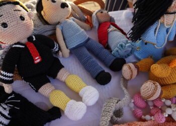 Amigurumis de crochê encantam e geram renda com criatividade