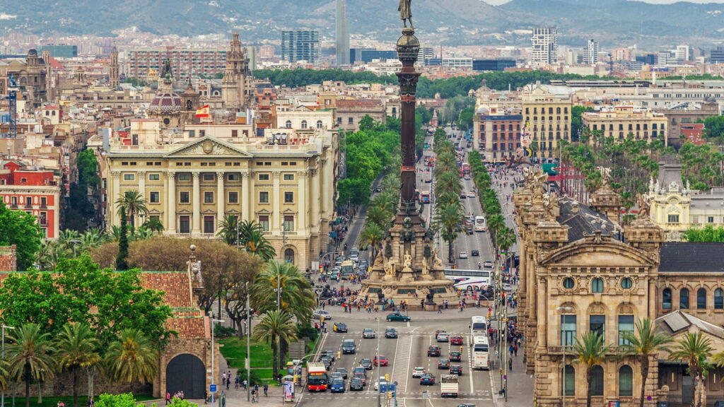 Cidade europeia é perfeita para quem ama praias deslumbrantes