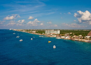 Cidade agora em destaque pelas águas cristalinas e rica biodiversidade marinha!