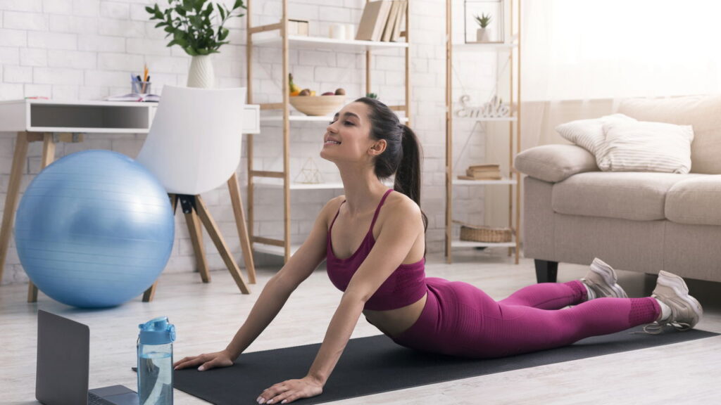 Os 3 melhores exercícios para fortalecer a lombar e evitar dores nas costas