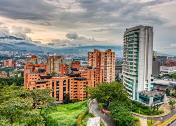 Cidade oferece uma variedade de atrações que capturam a essência da metrópole!