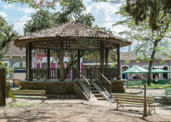 Roteiro bate e volta imperdível para quem ama natureza e boa comida