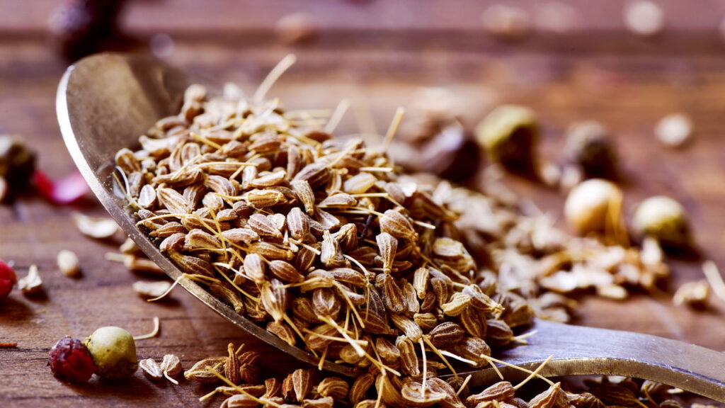 As propriedades curativas da erva-doce ajudam na digestão e em inflamações