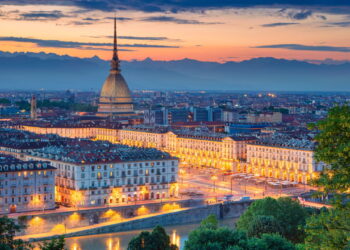 Cidade situada no norte da Itália é lembrada por seus marcos arquitetônicos