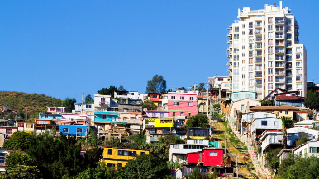 Paraiso chileno encanta por sua rica diversidade cultural e paisagens emocionantes