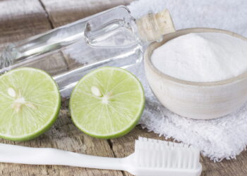 O truque mais usado para desentupir pia de cozinha em minutos