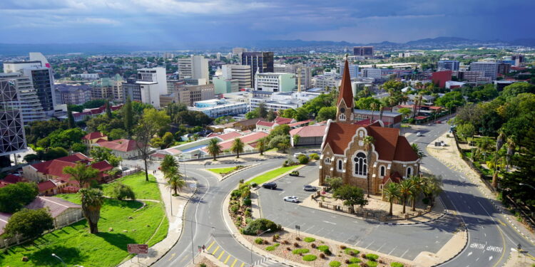 Capital situada no coração de seu país é muito amada pela qualidade de vida