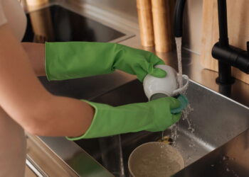 Como manter suas xícaras sempre brancas mesmo tomando café todo dia